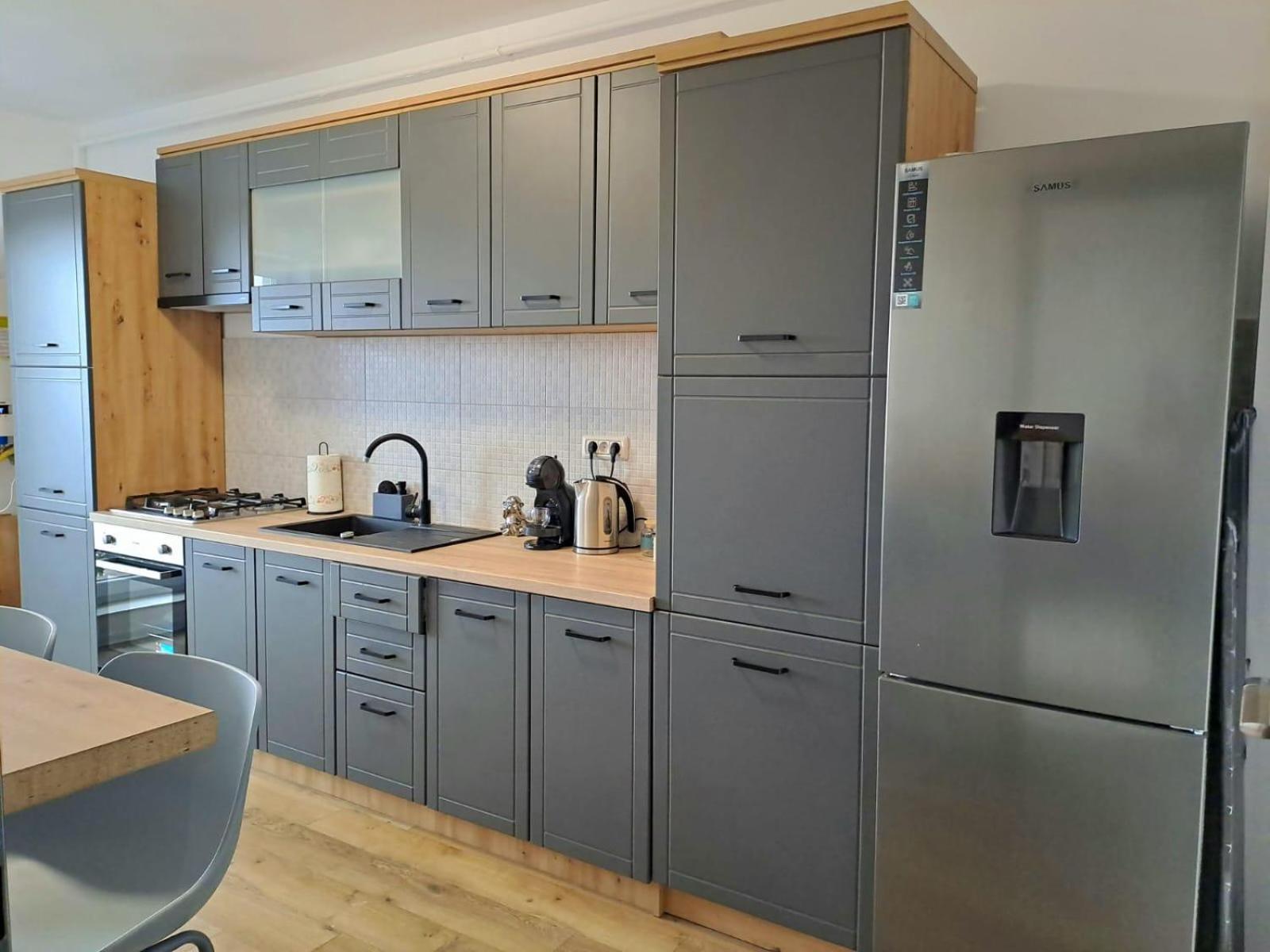 Mountain Breeze Luxury Apartment Ac & Parcare Privata Brasov Ngoại thất bức ảnh