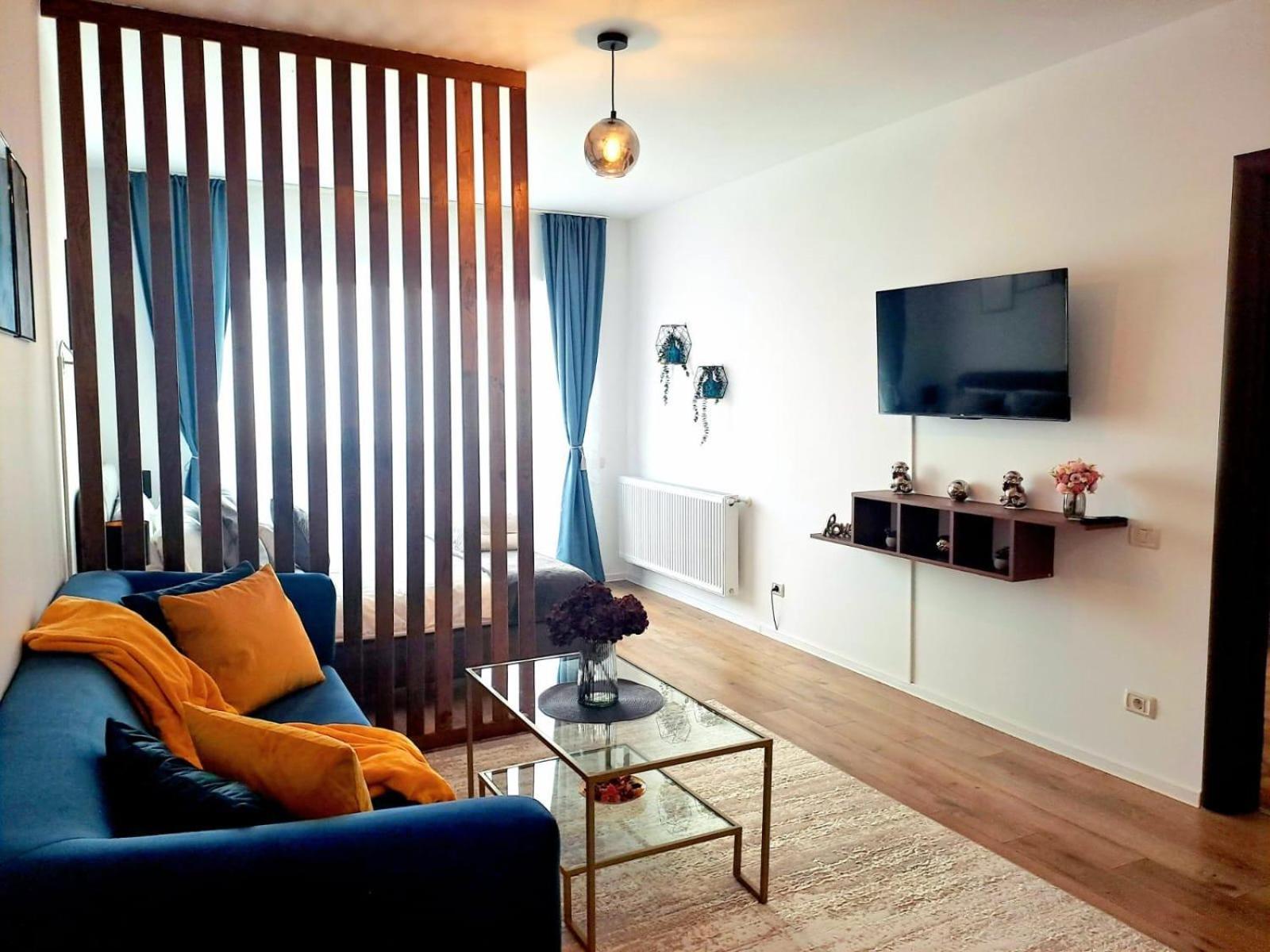 Mountain Breeze Luxury Apartment Ac & Parcare Privata Brasov Ngoại thất bức ảnh